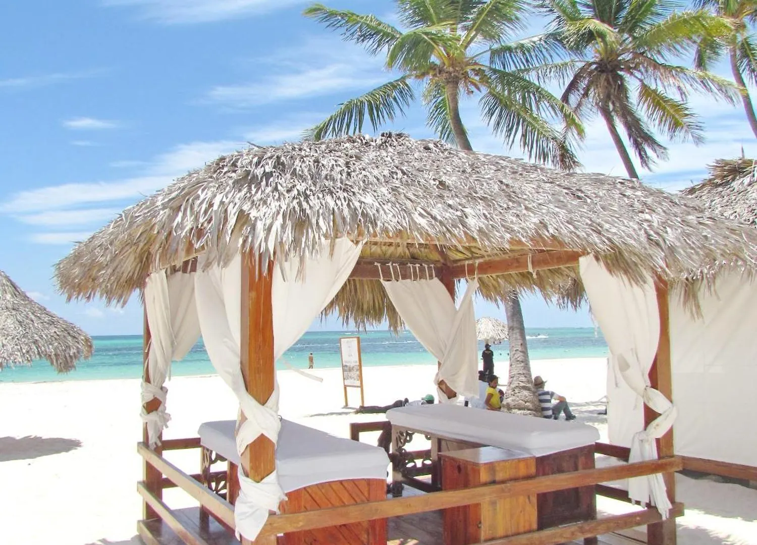 Ducassi Sutes Playa Los Corales Hotel Punta Cana